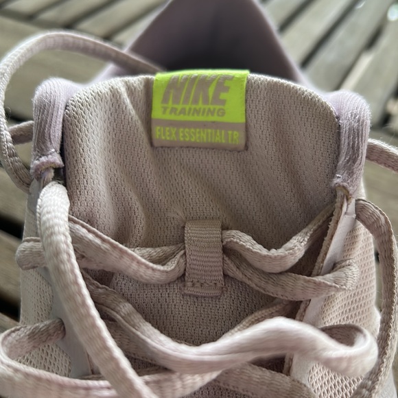 Pretty light pink Nike tennis shoes. - Picture 6 of 6